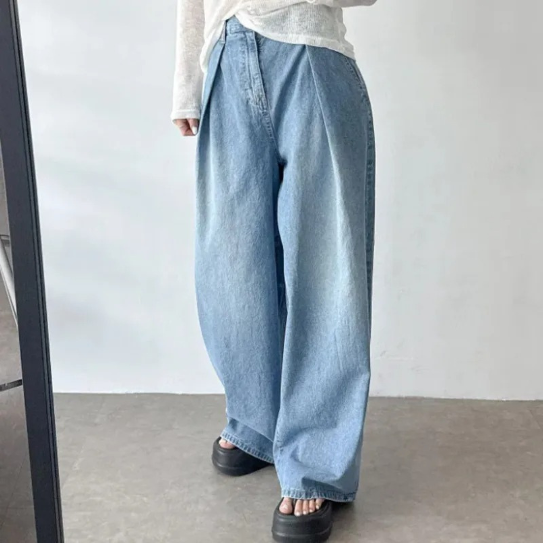 The Nova Oversized Jeans