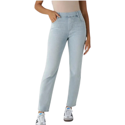Women’s Essential Straight-Leg Jeans