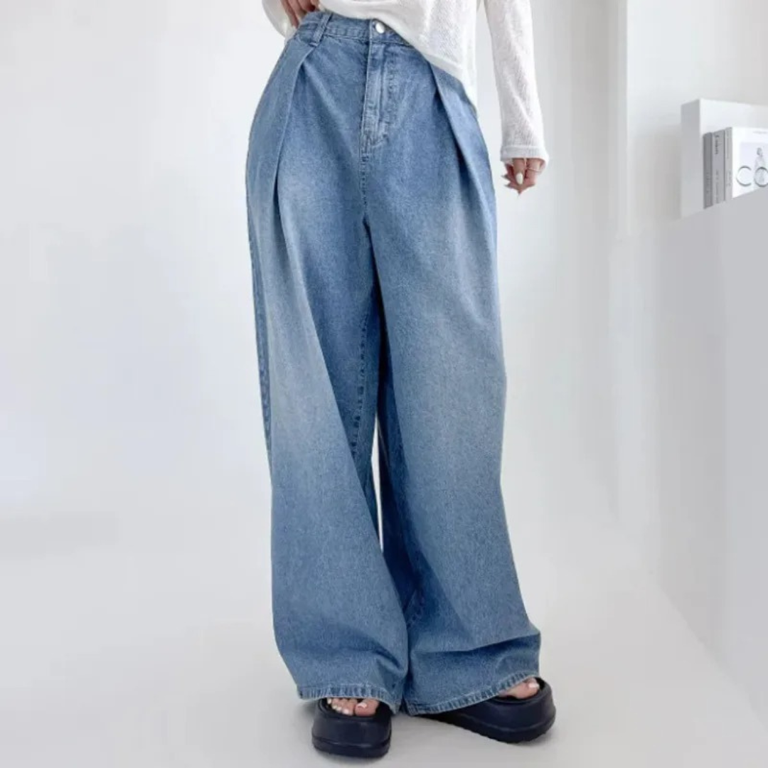 The Nova Oversized Jeans